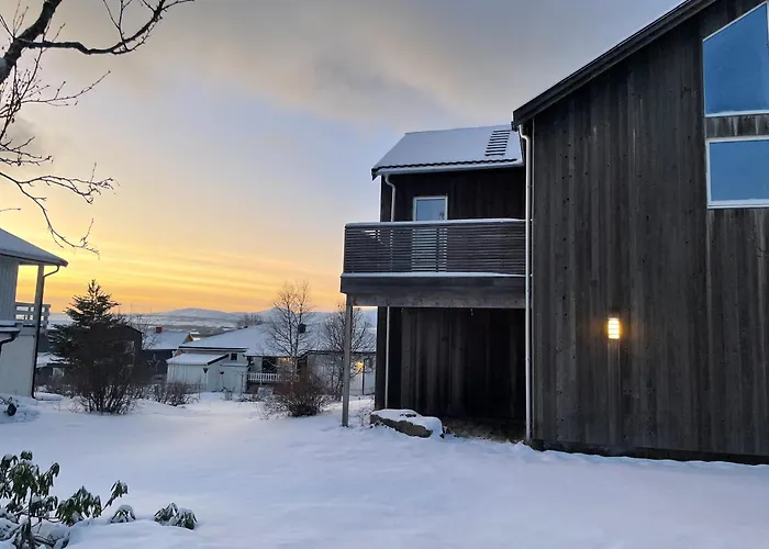 Polarvegen Villa *